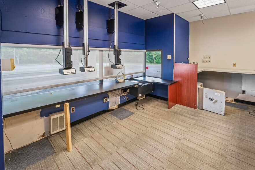 More Photos Of 903 Boulevard Route 50, Mays Landing Bank For Sale