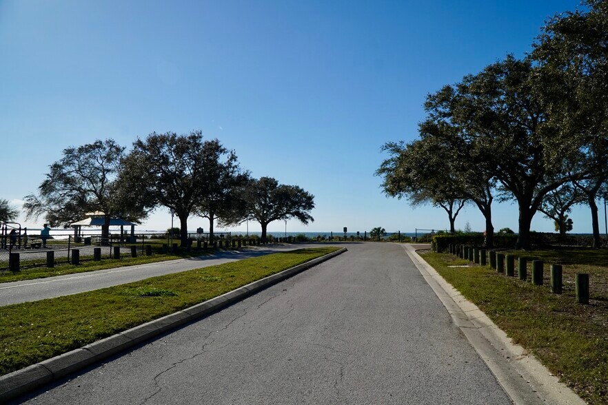 More Photos Of 5850 W Cypress St, Tampa Office For Lease