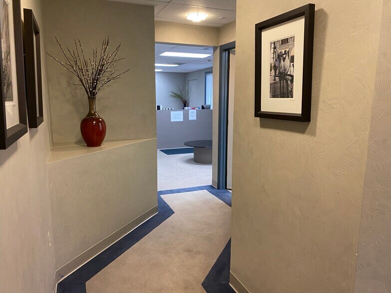 More Photos Of 106 Elden St, Herndon Medical For Sale