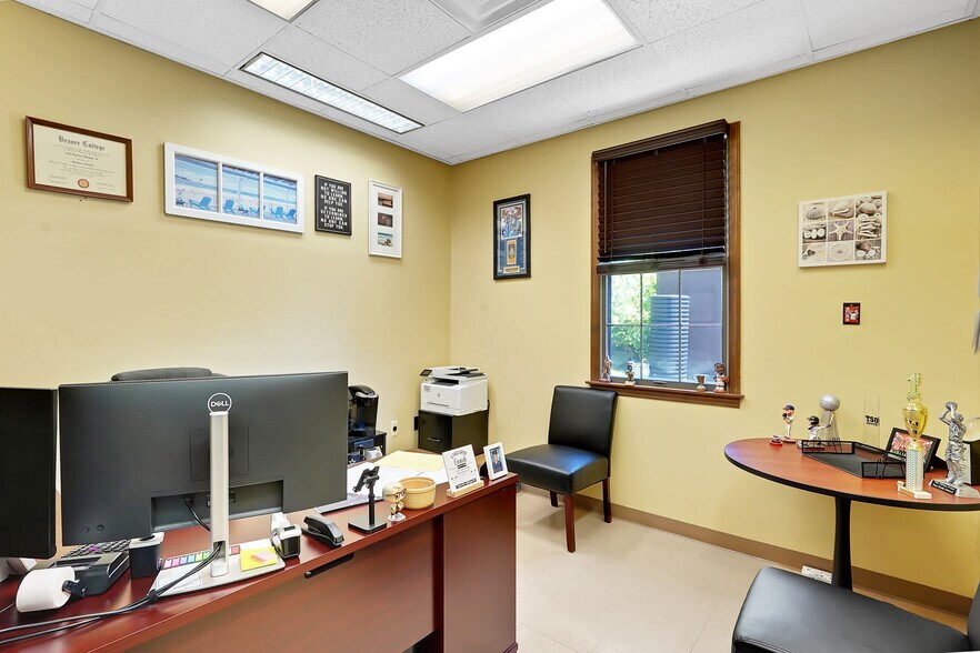 More Photos Of 9 Spring St, Freehold Office For Sale