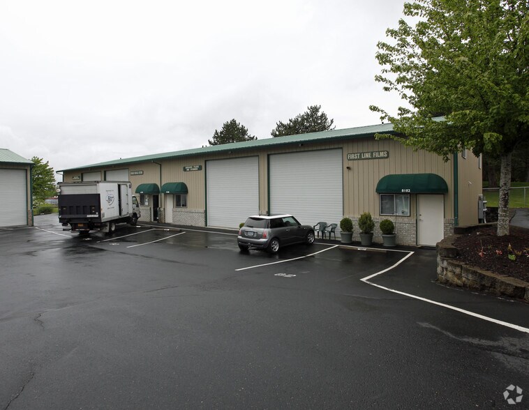 More Photos Of 8136-8154 SW Durham Rd, Portland Unknown For Lease