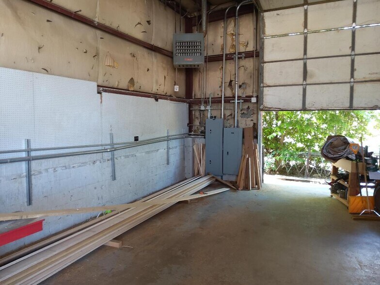 More Photos Of 5283-5285 Adams St, Denver Warehouse For Sale
