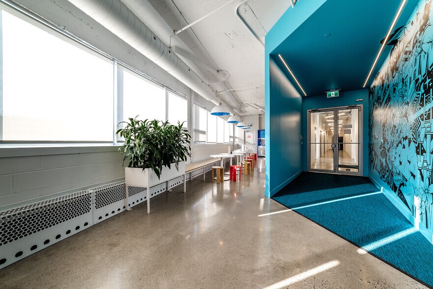 More Photos Of 90 Rue Beaubien O, Montréal Loft Creative Space For Lease
