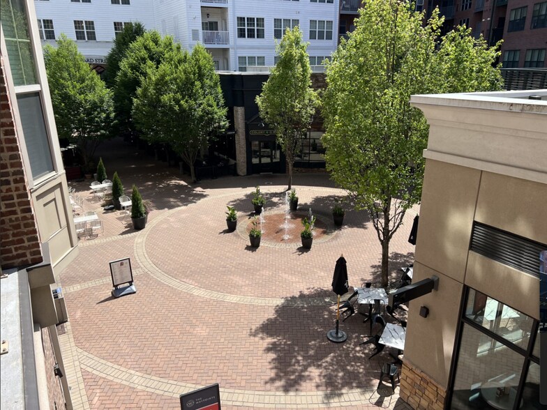More Photos Of 515 West Ave, Norwalk Unknown For Lease