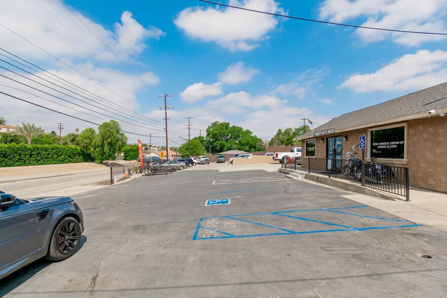 More Photos Of 19700 Temescal Canyon Rd, Corona Freestanding For Lease