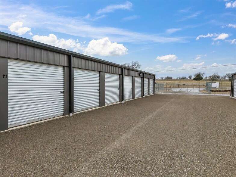 More Photos Of 119 County Road 4003, Decatur Self Storage For Sale