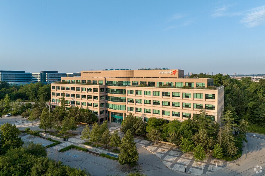 More Photos Of 5150 Spectrum Way, Mississauga Office For Lease