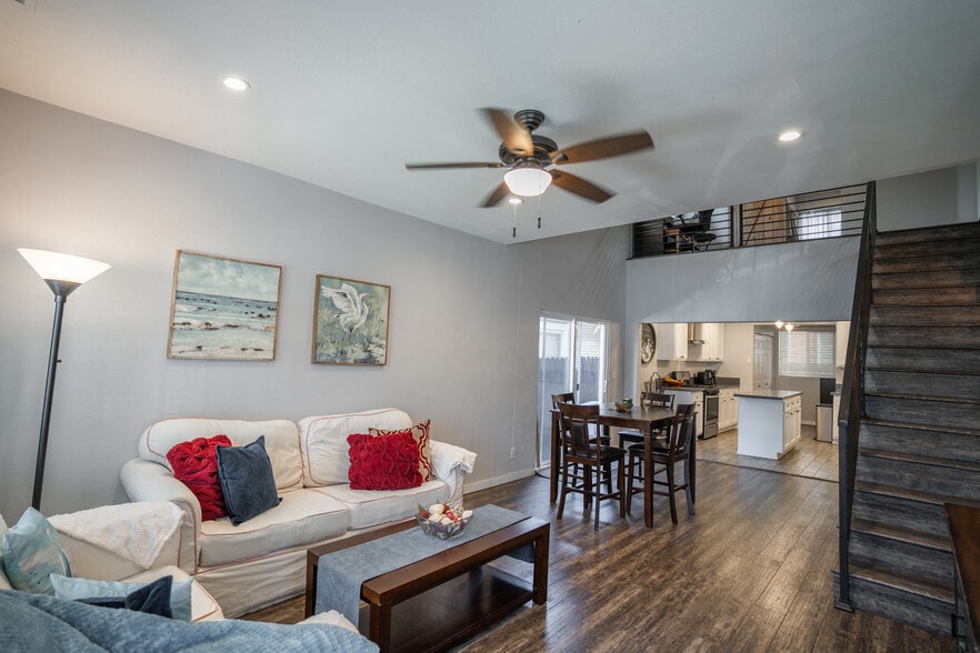 More Photos Of 416 Lime Ave, Long Beach Multifamily For Sale