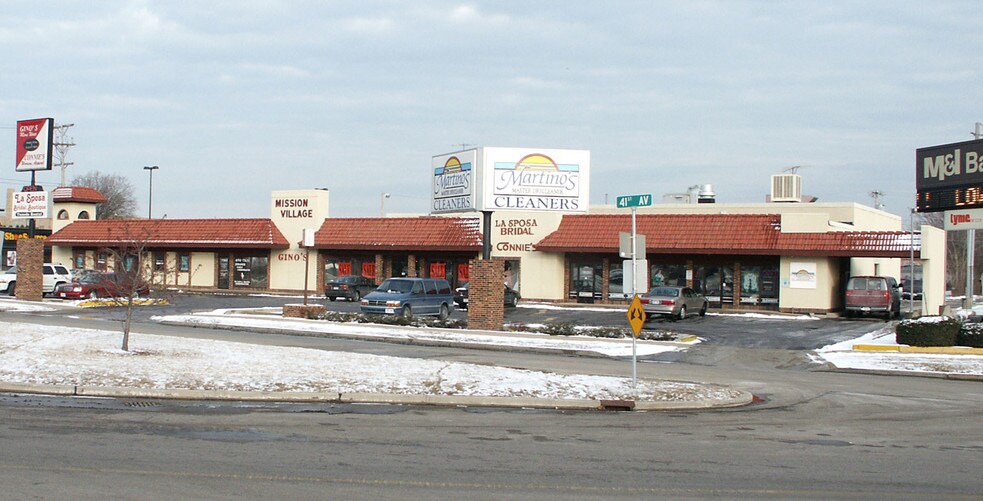 More Photos Of 7507 41st Ave, Kenosha General Retail For Lease