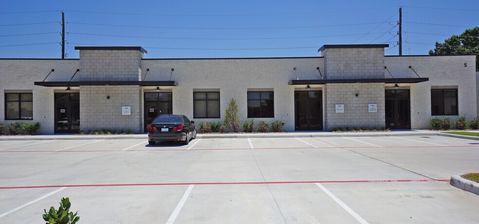 More Photos Of 12440 Emily Ct, Sugar Land Office For Lease