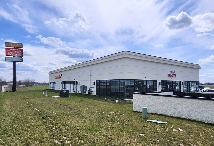 More Photos Of 7000 First Ranger Dr, South Beloit Freestanding For Lease