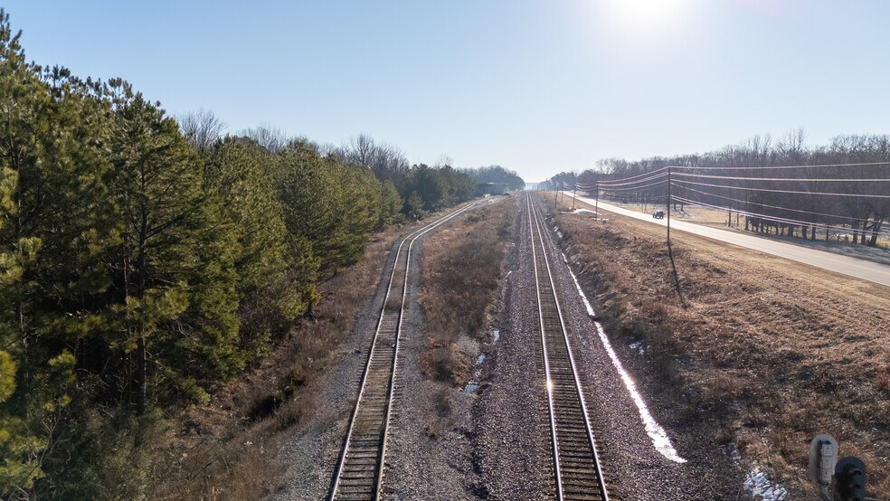 More Photos Of 1139 County Road 67, Myrtle Distribution For Sale