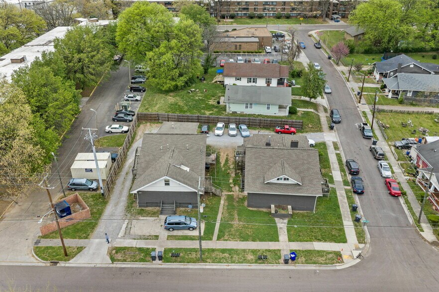 More Photos Of 1923-1925 McCalla Ave, Knoxville Apartments For Sale