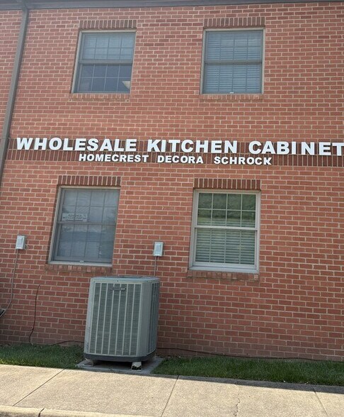 More Photos Of 10515-10535 Crestwood Dr, Manassas Medical For Lease