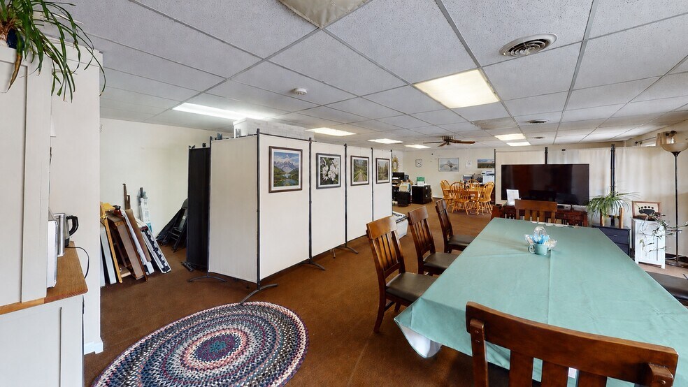 More Photos Of 1557 1st New Hampshire Tpke, Northwood Storefront Retail Residential For Sale