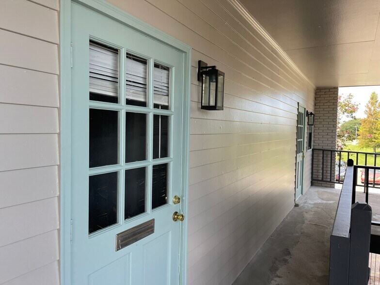 More Photos Of 11603 Newcastle Ave, Baton Rouge Office For Lease