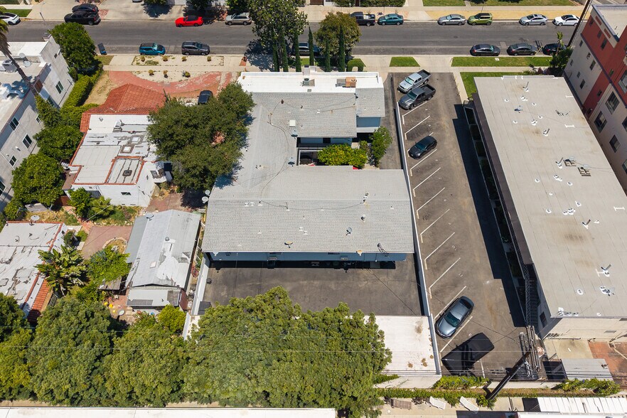 More Photos Of 11130 Huston St, North Hollywood Apartments For Sale