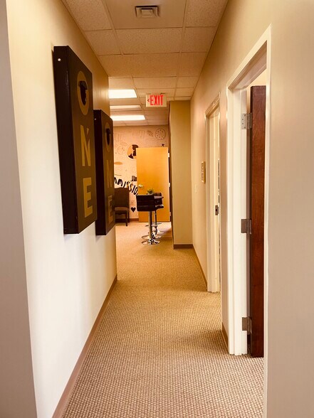 More Photos Of 249 Williamson Rd, Mooresville Medical For Lease