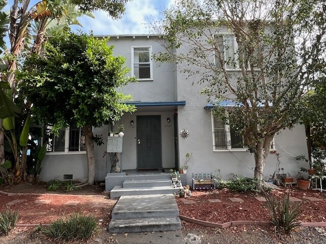 More Photos Of 1916-1930 Arizona Ave, Santa Monica Apartments For Sale