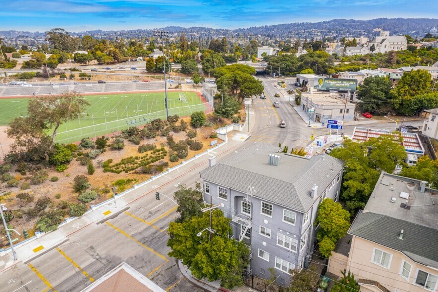 More Photos Of 1000 E 33rd St, Oakland Apartments For Sale