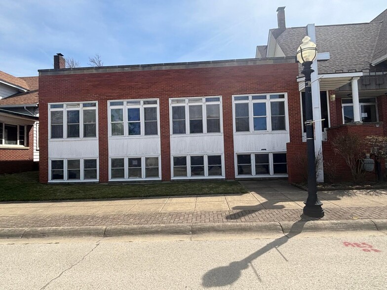More Photos Of 13 E High St, Jeffersonville Religious Facility For Sale