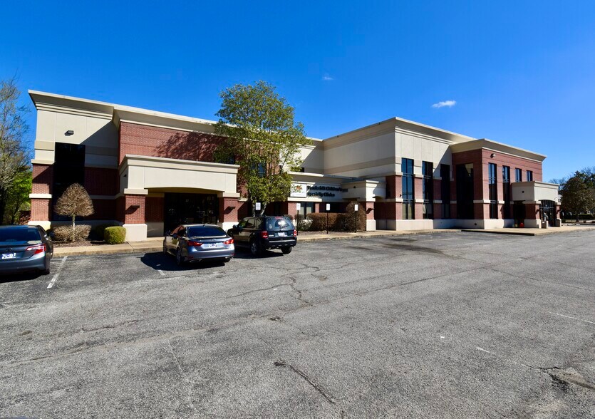 More Photos Of 37 Sandstone Cir, Jackson Office For Sale