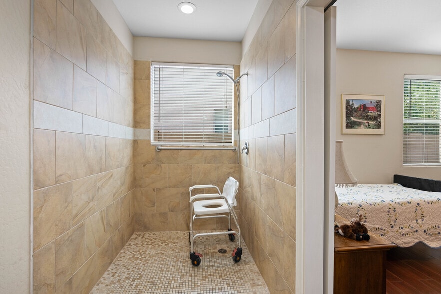 More Photos Of 18000 W Assisted Living Home LN, Surprise Assisted Living For Sale