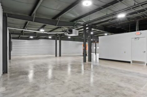 More Photos Of 705 Schoenhaar Dr, West Bend Warehouse For Lease