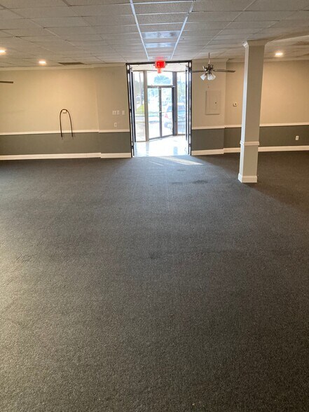 More Photos Of 6677 Rookin St, Houston Storefront Retail Office For Lease