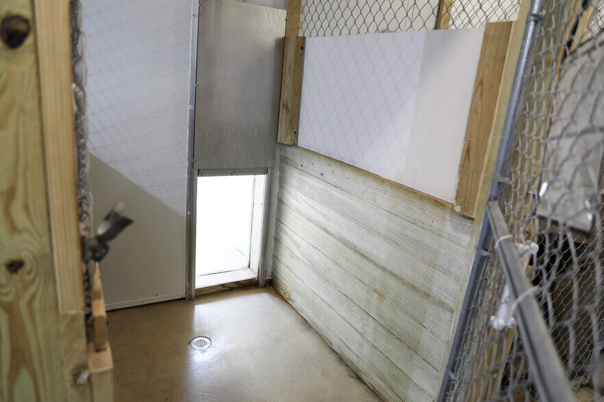 More Photos Of 232 Mine Branch Rd, Crimora Specialty For Sale