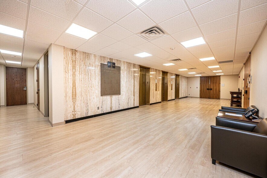 More Photos Of 200 1st Ave NW, Hickory Office For Sale