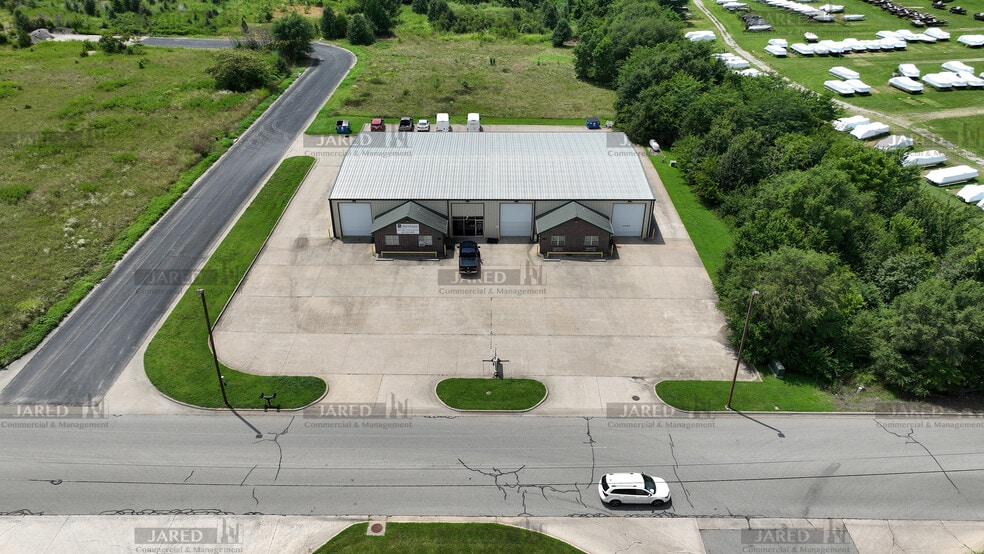 Primary Photo Of 1019 Cowan Dr, Lebanon Light Distribution For Lease