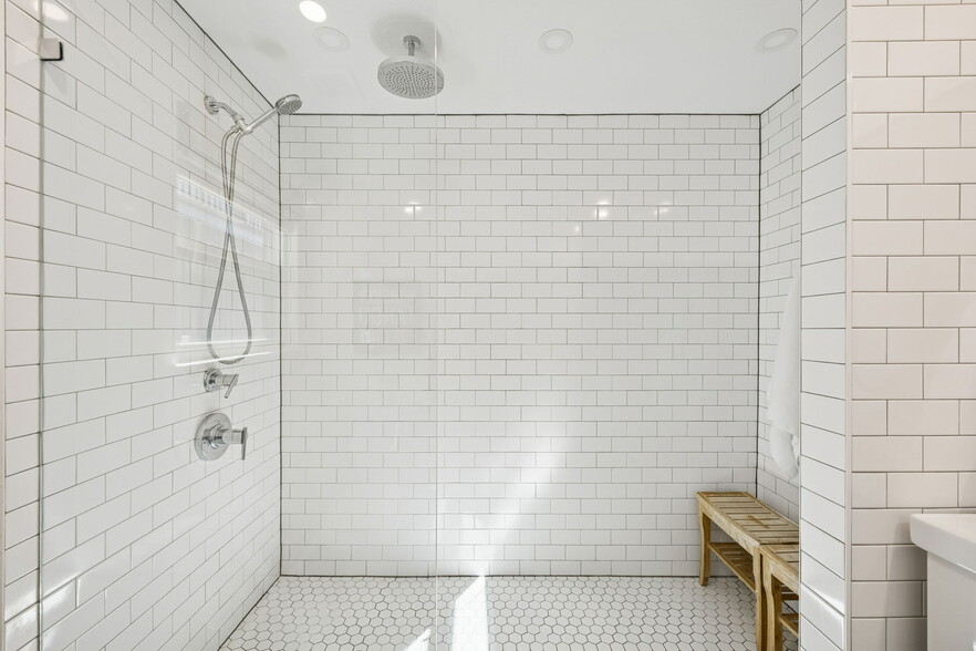 More Photos Of 10130 Billy Mitchell, McKinney Specialty For Sale