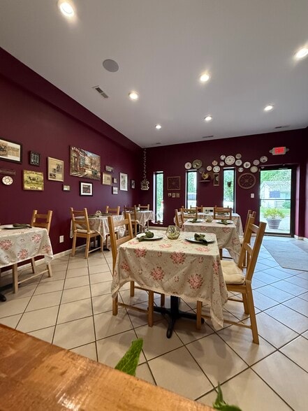 More Photos Of 327 State St E, Murfreesboro Flex For Sale