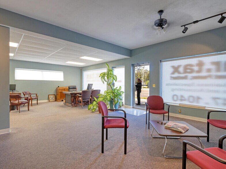 More Photos Of 1311 S Missouri Ave, Clearwater Freestanding For Sale