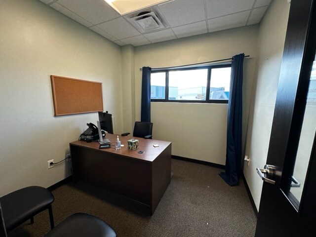 More Photos Of 12700 W Dixie Hwy, Miami Medical For Lease