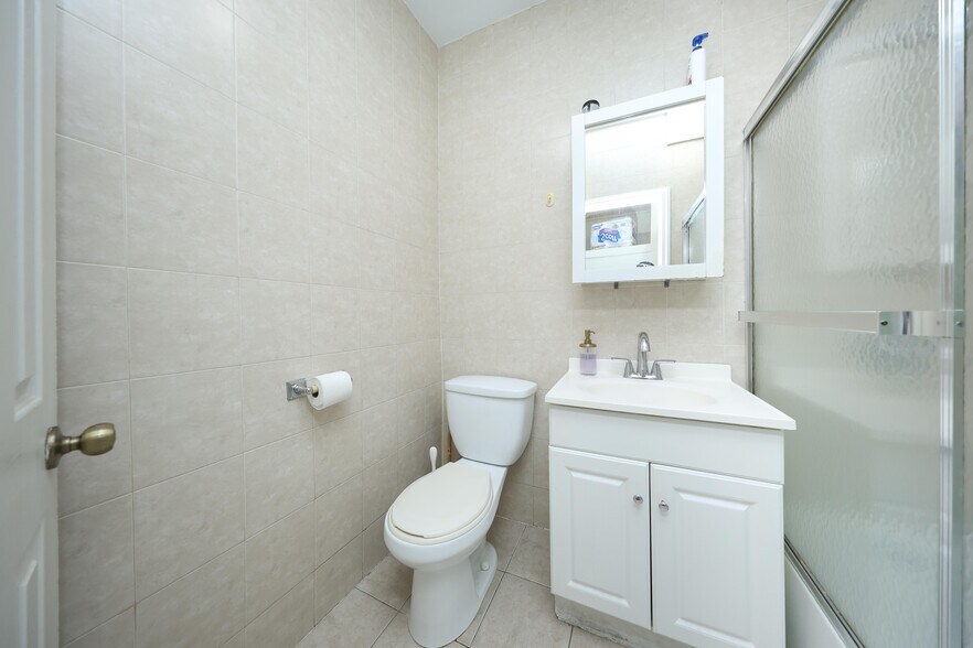 More Photos Of 1848 Coney Island Ave, Brooklyn Flex For Sale