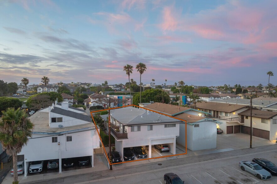 More Photos Of 7832 W Manchester Ave, Playa Del Rey Apartments For Sale