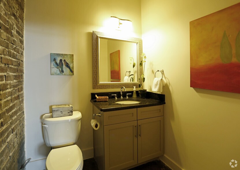 More Photos Of 505 Tennessee St, Memphis Multifamily For Sale