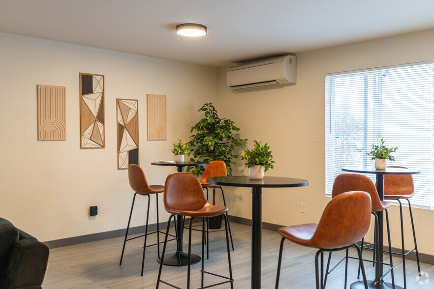 More Photos Of 465 N Arthur St, Kennewick Apartments For Sale