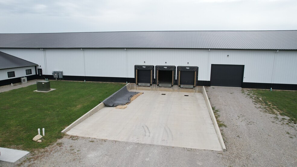 More Photos Of 22844 230th Ave, Centerville Warehouse For Sale