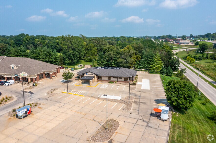 More Photos Of 1205 Copper Creek Dr, Des Moines Medical For Sale