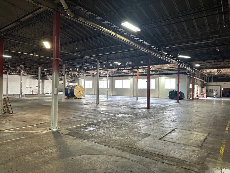 More Photos Of 1225 7th St, Columbus Manufacturing For Lease