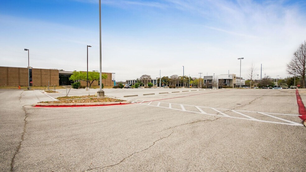 More Photos Of 4545 Centerview, San Antonio Land For Sale