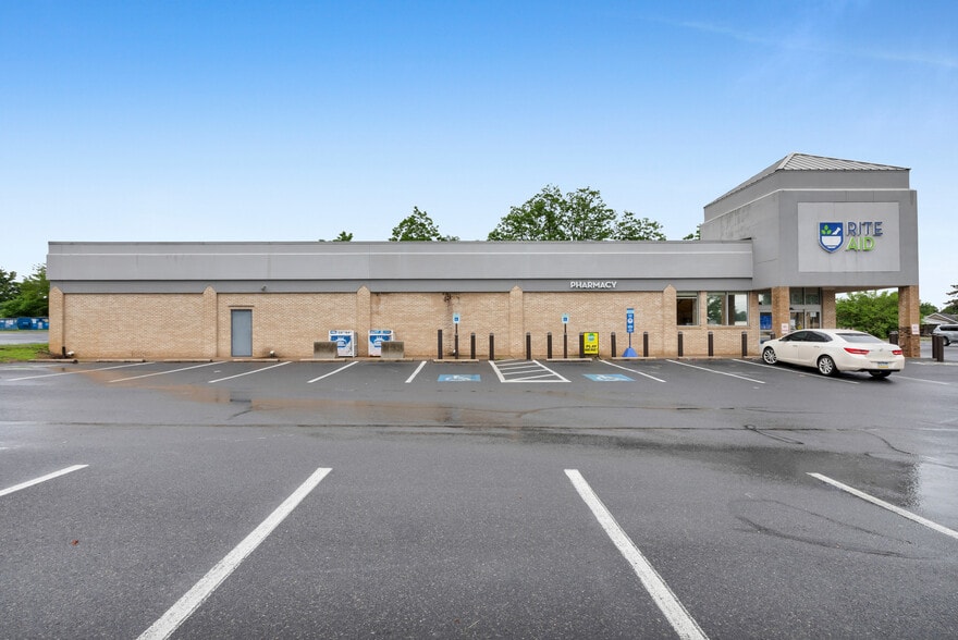 More Photos Of 1781 Stefko Blvd, Bethlehem Drugstore For Lease