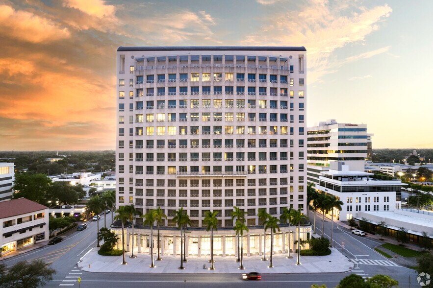 More Photos Of 2800 Ponce de Leon Blvd, Coral Gables Office For Lease