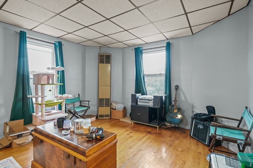 More Photos Of 337 Columbia St, Fall River Apartments For Sale