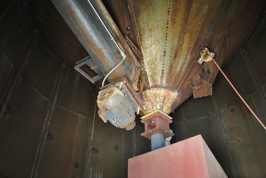 More Photos Of 220 Progress Blvd, Longview Warehouse For Sale