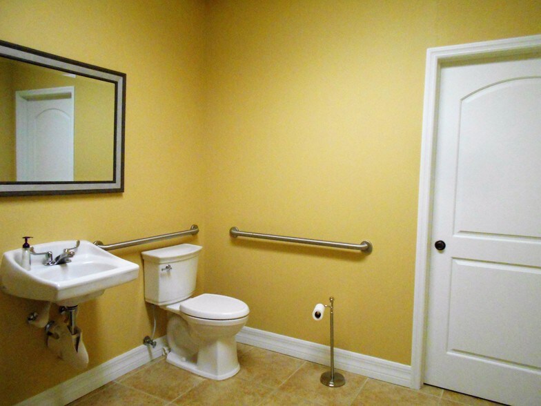 5363 Central Ave, Saint Petersburg, FL 33710 Office For Lease