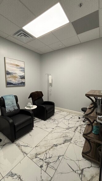 More Photos Of 1915 E Chandler Blvd, Chandler Coworking Space